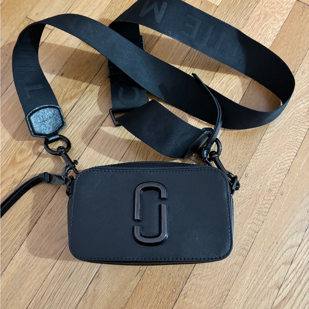 BRAND NEW Marc Jacob’s Snapshot Bag